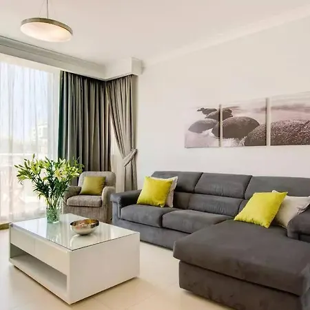 Penthouse With Picturesque Garden And Bayviews Apartment Marsaskala Exterior photo